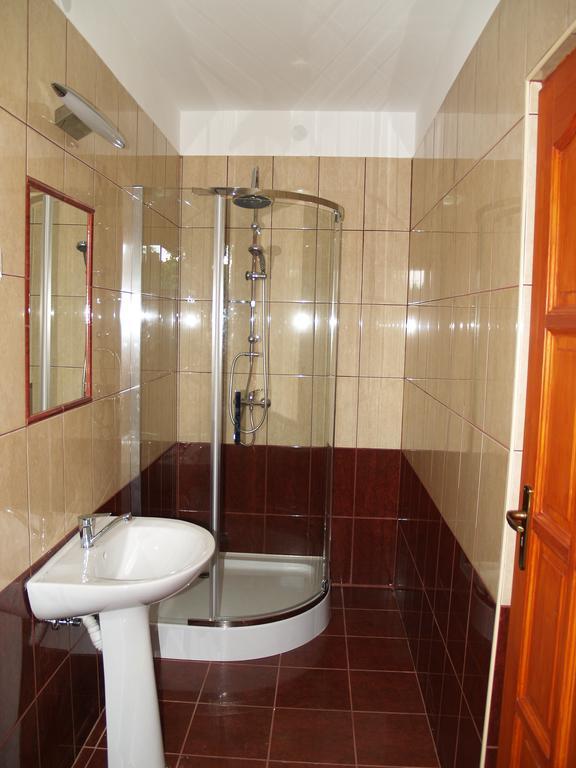 Liliom Apartman Gyula Εξωτερικό φωτογραφία