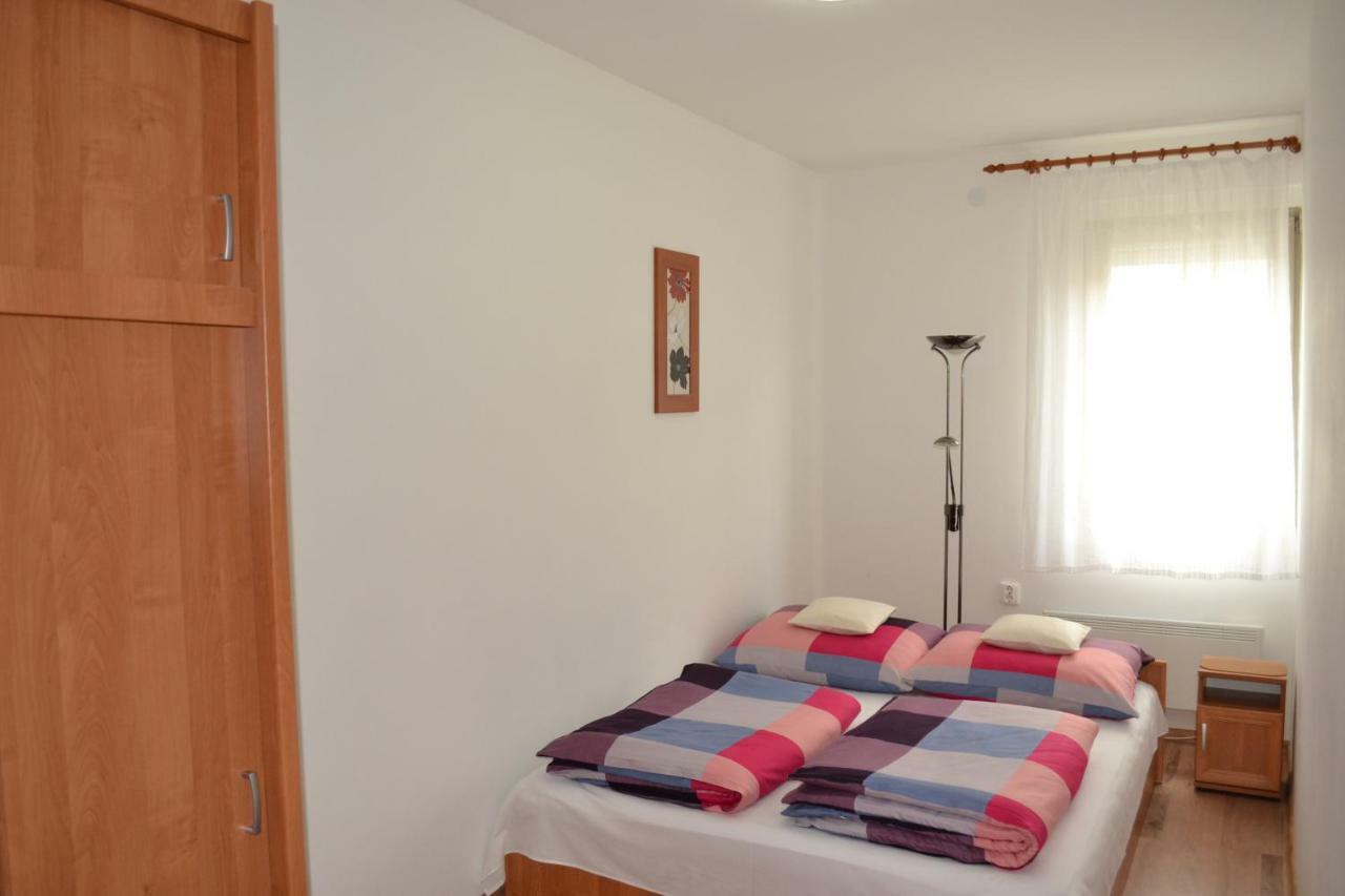 Liliom Apartman Gyula Εξωτερικό φωτογραφία